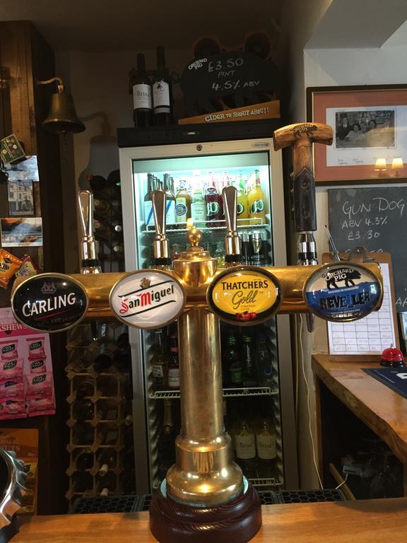 Red Lion Inn Sidbury Eksteriør billede